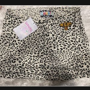 NWT OMIGHTY Mini skirt (medium)